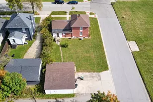 616 Magnolia St, Three Oaks, MI 49128 - Photo 27
