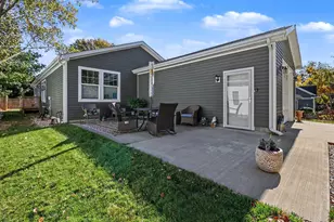 722 N Delia St, Ludington, MI 49431 - Photo 1