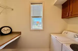 3725 Shearwater Ln, East Lansing, MI 48823 - Photo 19