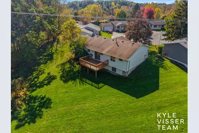 211 York View Place NW, Comstock Park, MI 49321 - Photo 25