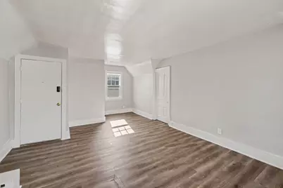 856 Lafayette Avenue NE, Grand Rapids, MI 49503 - Photo 5