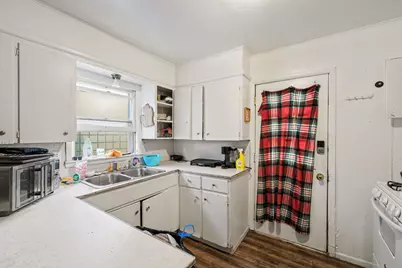856 Lafayette Avenue NE, Grand Rapids, MI 49503 - Photo 13