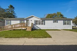 5400 Movie Way, Mount Pleasant, MI 48858 - Photo 1