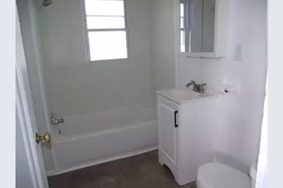 504 E Dowland Street, Ludington, MI 49431 - Photo 15