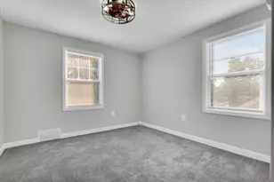 18453 Stansbury St, Detroit, MI 48235 - Photo 21