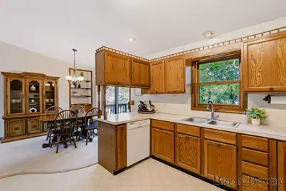 1568 Gridley Avenue NW, Grand Rapids, MI 49534 - Photo 11