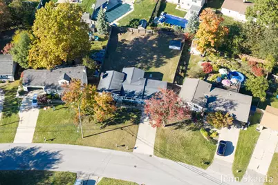 5543 Edgelawn Drive SE, Kentwood, MI 49508 - Photo 5