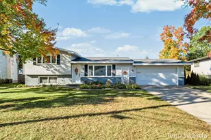 5543 Edgelawn Dr SE, Kentwood, MI 49508 - Photo 1