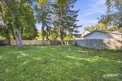 423 Amity Avenue, Muskegon, MI 49442 - Photo 29