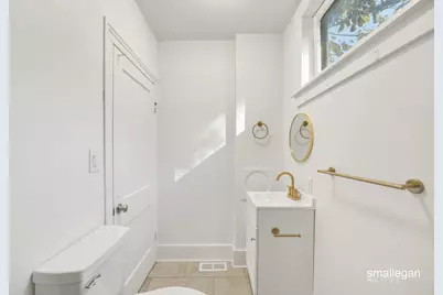 423 Amity Avenue, Muskegon, MI 49442 - Photo 9
