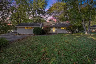 763 N Kalamazoo Ave, Marshall, MI 49068 - Photo 1