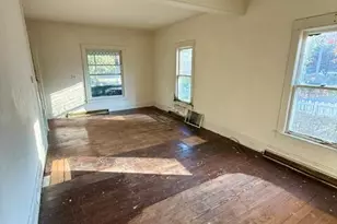 804 W Grand St, Hastings, MI 49058 - Photo 5