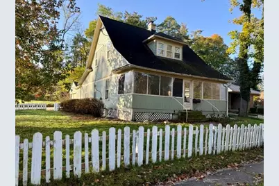 804 W Grand Street, Hastings, MI 49058 - Photo 1