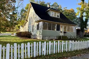 804 W Grand St, Hastings, MI 49058 - Photo 1