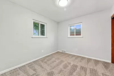 11411 Brady, Bedford, MI 48239 - Photo 11