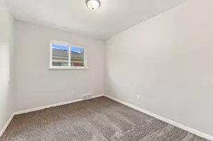11411 Brady, Bedford, MI 48239 - Photo 9