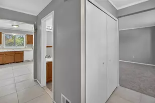 661 Stonehenge Dr, Canton, MI 48188 - Photo 13
