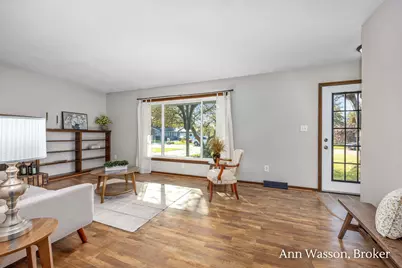 667 Marway Street NW, Comstock Park, MI 49321 - Photo 3