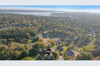 187 N 160th Avenue, Holland, MI 49424 - Photo 3