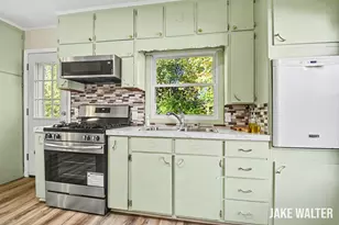 610 S Park St, Hastings, MI 49058 - Photo 7