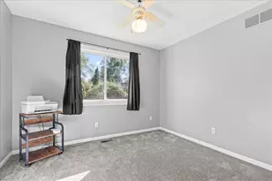 10328 N Antcliff Rd, Fowlerville, MI 48836 - Photo 15