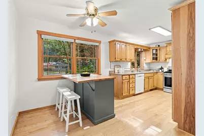 2735 Wildwood Lane, Stevensville, MI 49127 - Photo 13