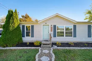 111 Victoria Dr, Brooklyn, MI 49230 - Photo 1