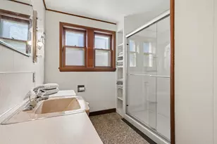 325 E Lincoln Ave, Zeeland, MI 49464 - Photo 21