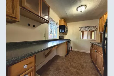 125 Lamora Avenue, Battle Creek, MI 49037 - Photo 5