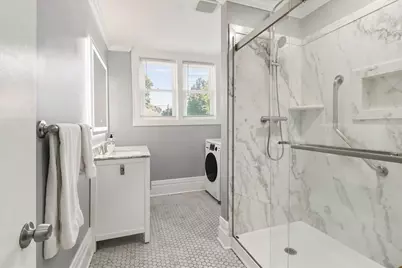 206 N Gaylord Avenue, Ludington, MI 49431 - Photo 19
