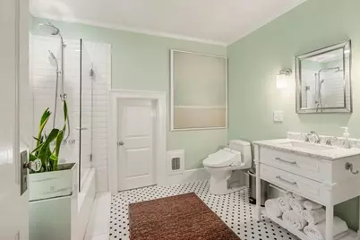 206 N Gaylord Avenue, Ludington, MI 49431 - Photo 29