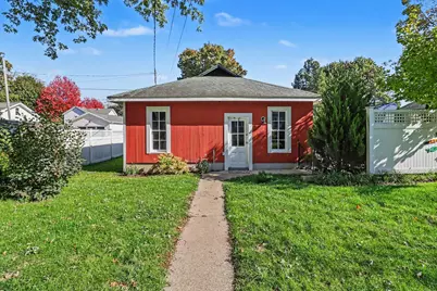 206 N Gaylord Avenue, Ludington, MI 49431 - Photo 39