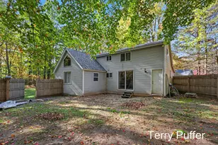 1466 N Scenic Dr, Muskegon, MI 49445 - Photo 17