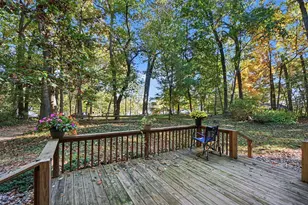 649 E Sylvan Dr, Battle Creek, MI 49017 - Photo 9