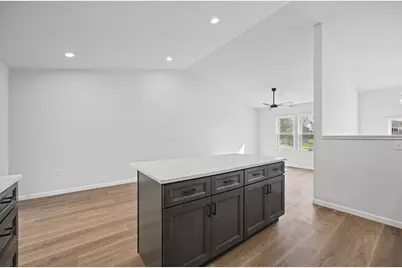 304 Mimz, Bangor, MI 49013 - Photo 9