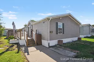 268 S Edinberg Dr SW, Grand Rapids, MI 49548 - Photo 1