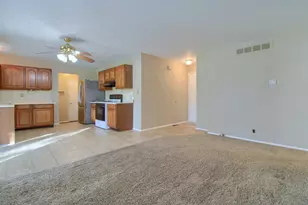 18152 Alvaro Ave, Brownstown, MI 48193 - Photo 7