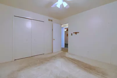 18152 Alvaro Avenue, Brownstown, MI 48193 - Photo 15
