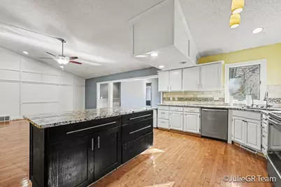 16248 Taft Road, Spring Lake, MI 49456 - Photo 9