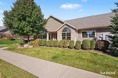 1201 Riverview Drive, Holland, MI 49423 - Photo 45