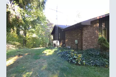 569 W Shawnee Road, Baroda, MI 49101 - Photo 5