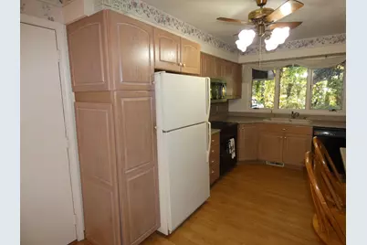 569 W Shawnee Road, Baroda, MI 49101 - Photo 9