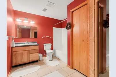 2583 Hawthorne Way, Saline, MI 48176 - Photo 17