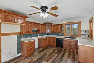 20500 Waubascon Rd, Battle Creek, MI 49017 - Photo 11