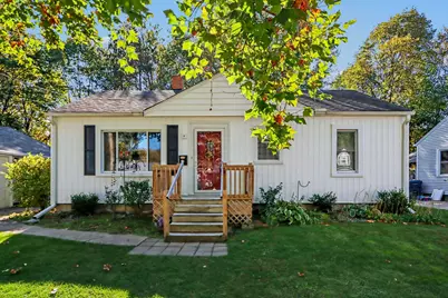 1019 Clover Street, Kalamazoo, MI 49008 - Photo 1