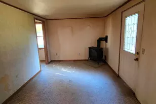 187 W Ferney St, Clarksville, MI 48815 - Photo 3