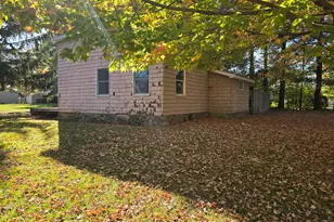 187 W Ferney St, Clarksville, MI 48815 - Photo 21