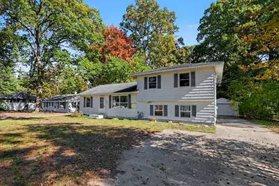 374 N 6th Avenue, Fruitport, MI 49415 - Photo 3