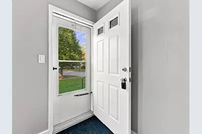 2127 Ackley Avenue, Westland, MI 48186 - Photo 3