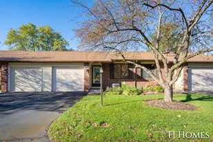 8775 Courtland Dr NE, Rockford, MI 49341 - Photo 1